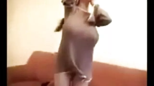 Mamada de una chica videos lesbianas español con un culo sexy apetitoso