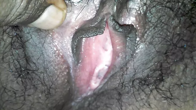 La esposa le hizo una porno español con argumento mamada profunda a sus fieles