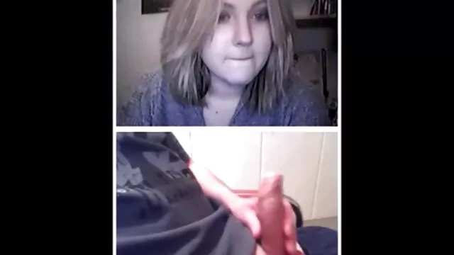 Krystal le hace una mamada profesional a un chico anal español