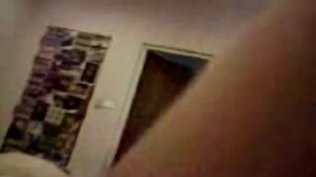 Mujer lujuriosa de xxxen castellano grandes pechos es frita por su novio